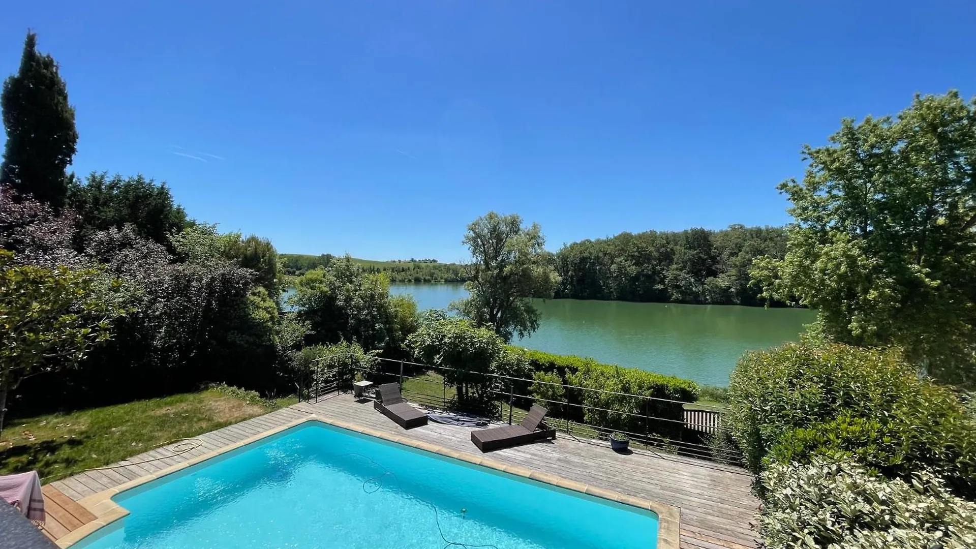Vila Maison Au Lac De La Thesauque Nailloux