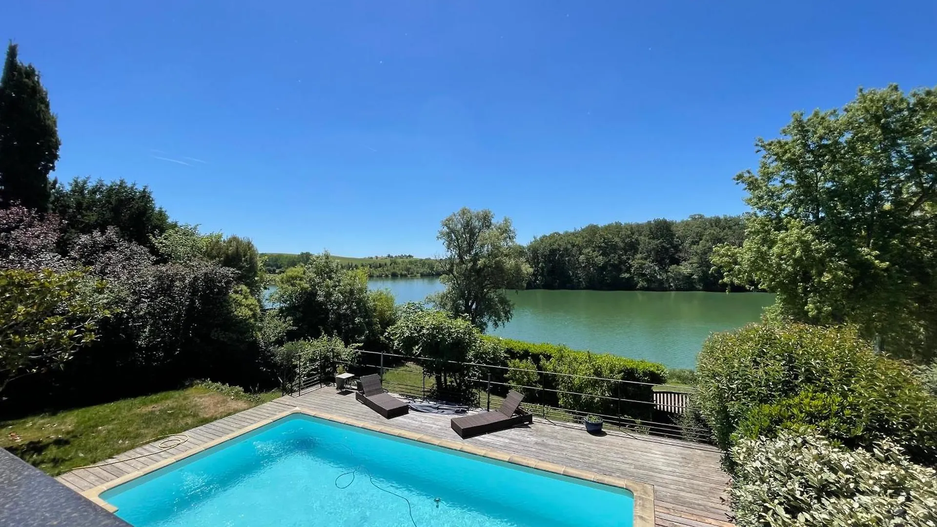 Vila Maison Au Lac De La Thesauque Nailloux